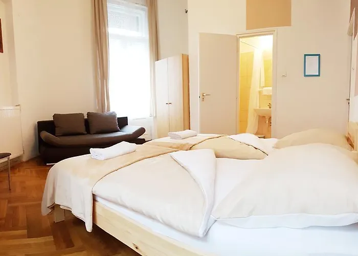 Westend Minihotel