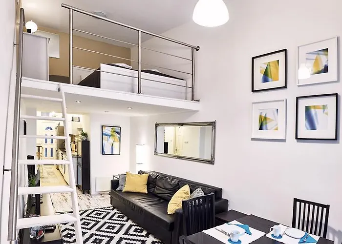 Flat At Loevoelde Square