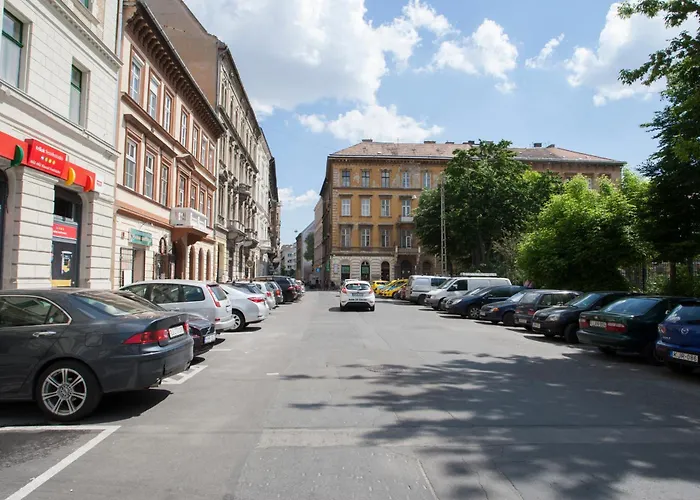 Carolyn Apartman In The Old City
