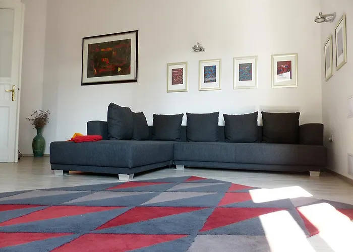 Apartment 43