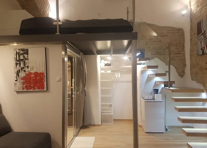 Heritage Danube Apartment