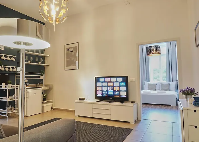 Onyx Apartment