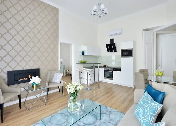 Julia Superior Apartment In The City Center.