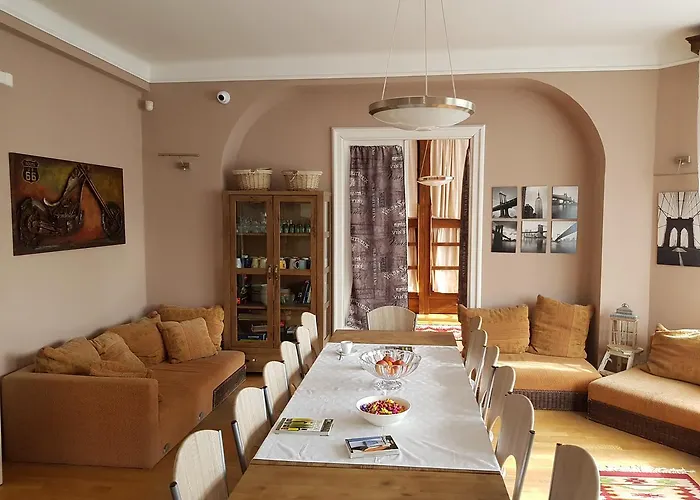 Green Garden Hostel