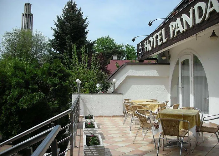 Hotel Panda