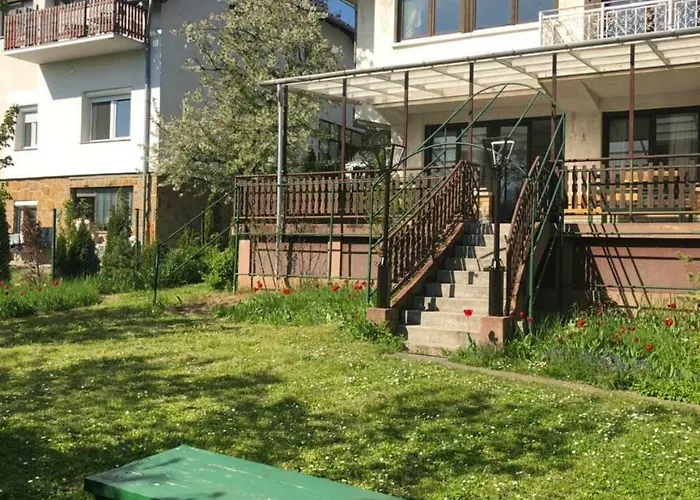 Luxury Eagle Apartman