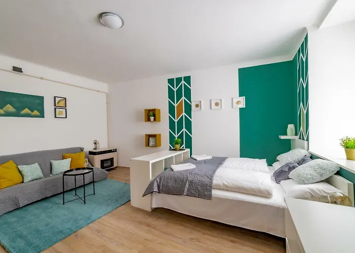 Chic Home Castle District