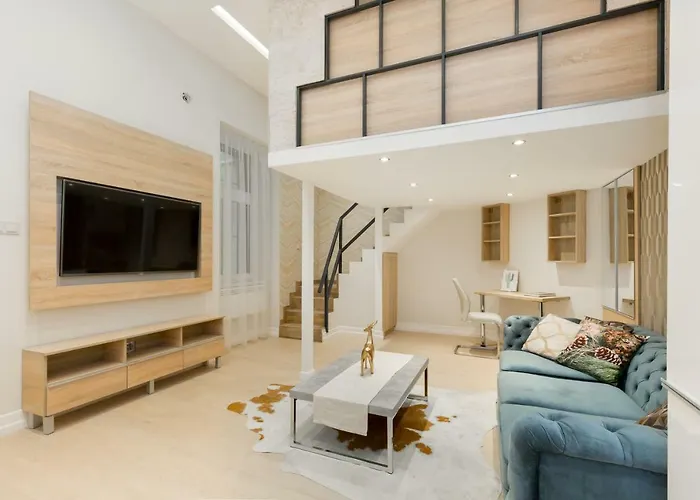 F15 Falk Apartment