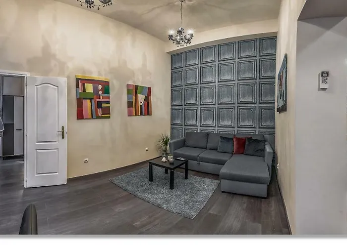 Opera Boutique Apartment