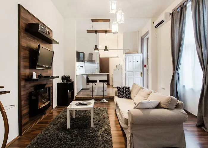 Orsi\'S Sweet & Lovely Home