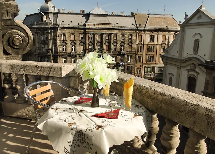 City Centre Style Apartment