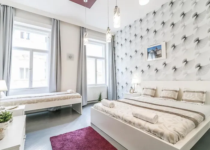 Real Apartments Hegedu