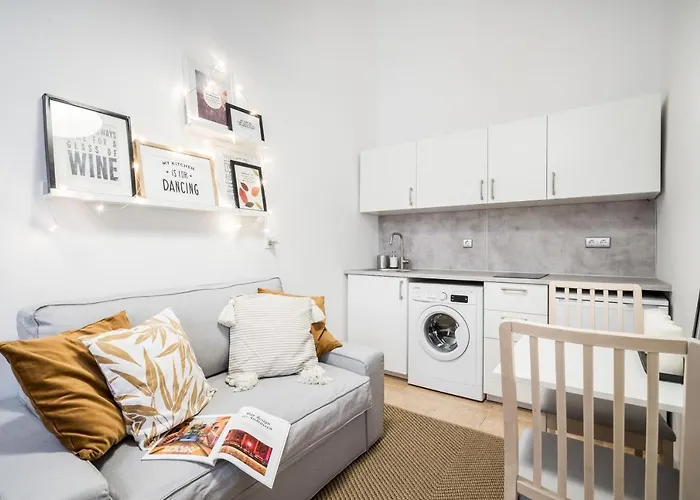 Bpr Delia\'S Apartment