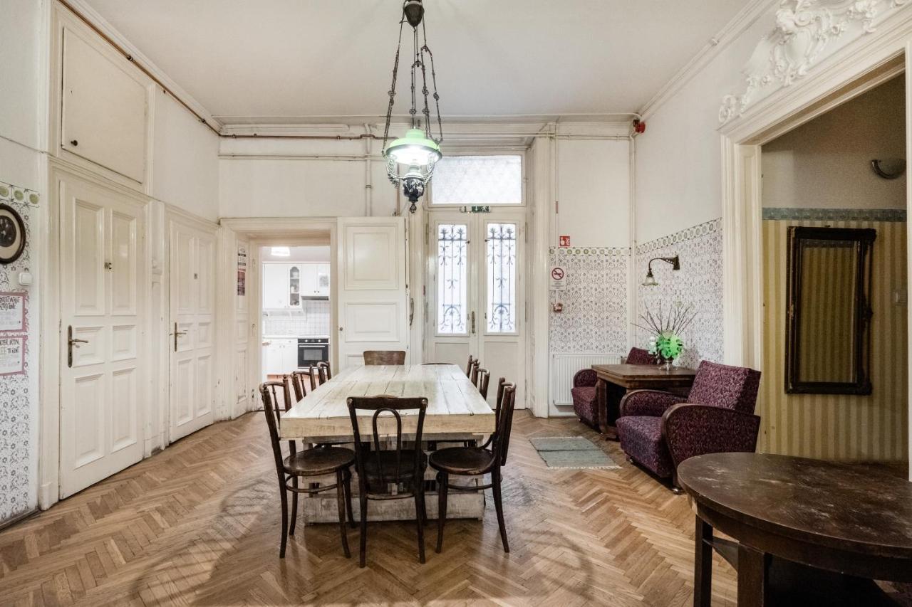 Baroque & Coworking Vandrarhem Budapest