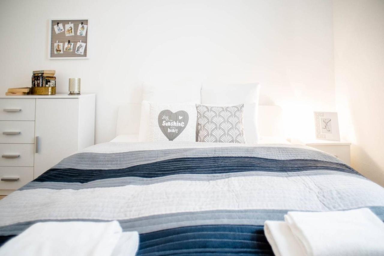 Comfy, Renewed 3 Bedroom In Center Budapest