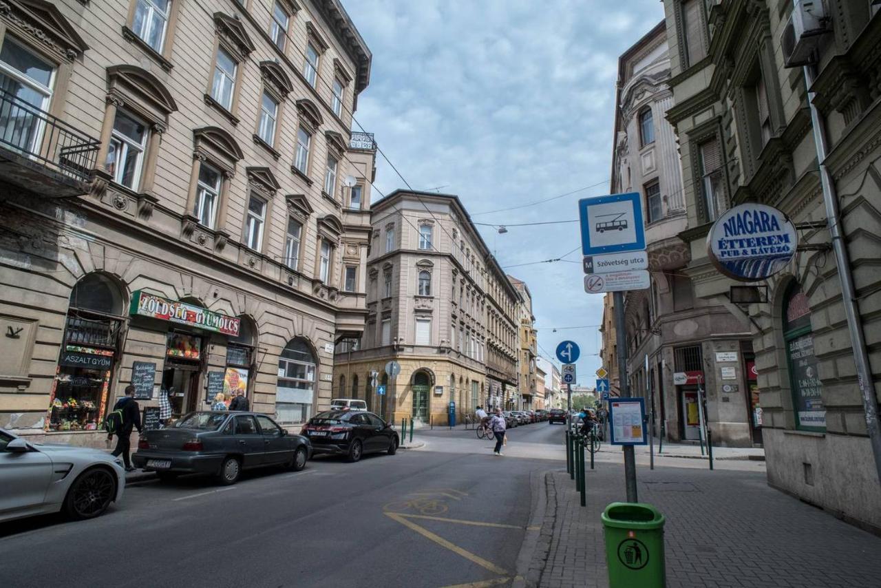 Apartamento Comfy, Renewed 3 Bedroom In Center Budapest
