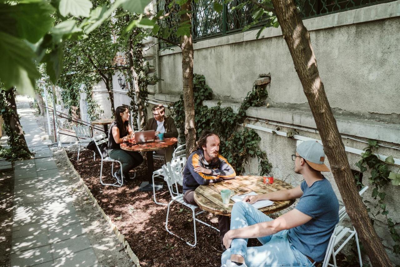 Baroque & Coworking Vandrarhem