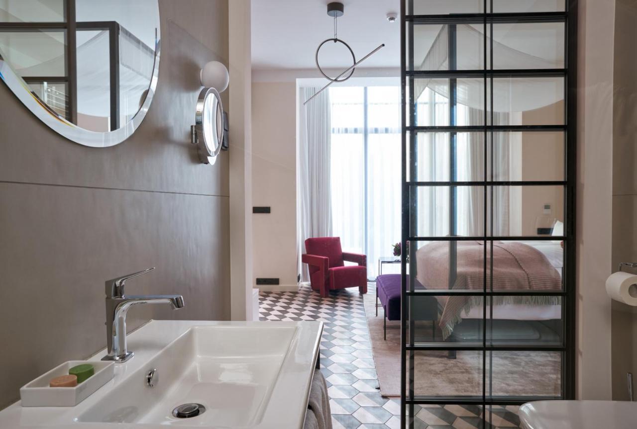 Bagatelle Gardenhouse Hotel *
