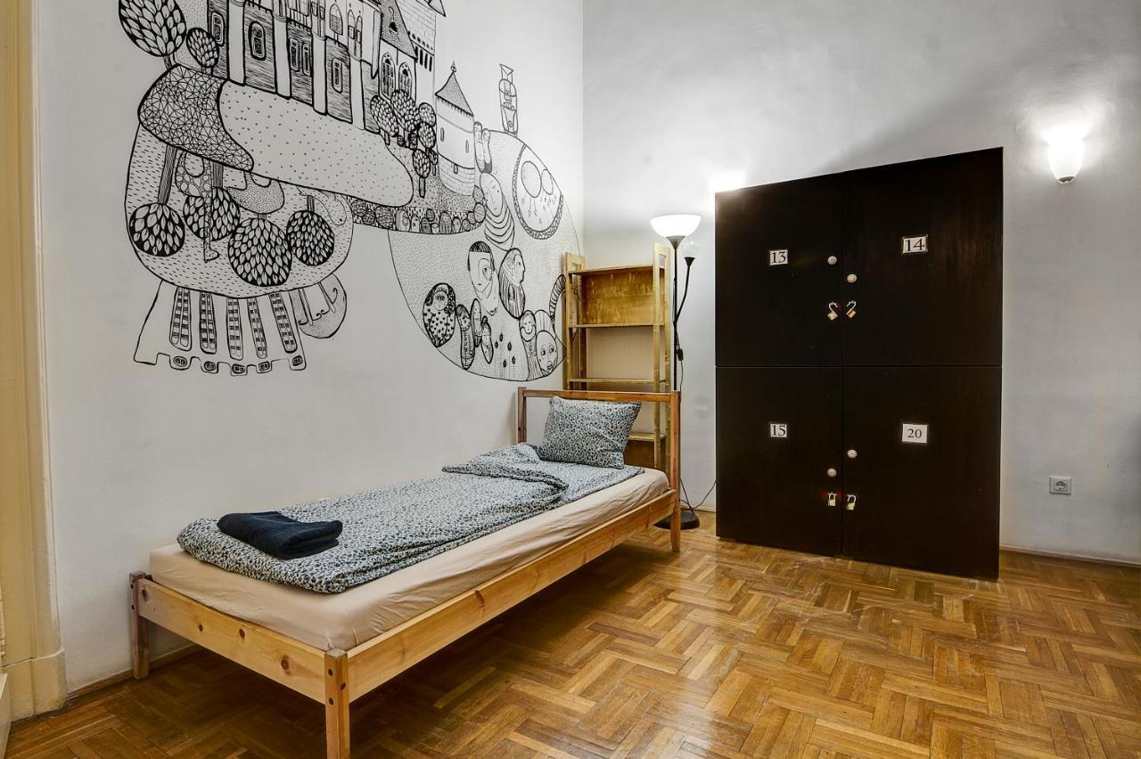 Pal'S Hostel And Apartments Budapest