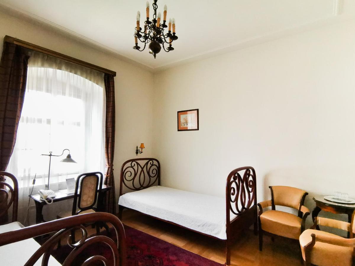 Hotel Monarchy
