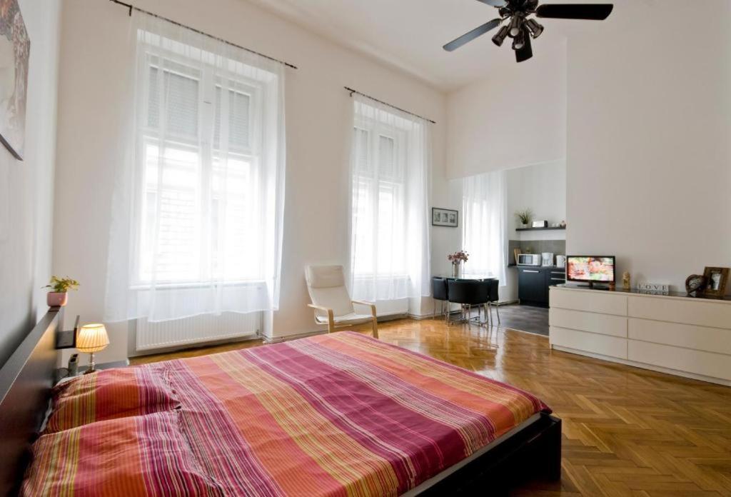 Apartman Balcony *