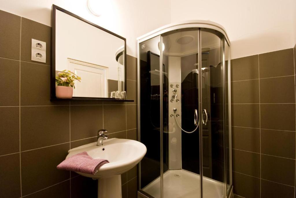 Apartman Balcony *