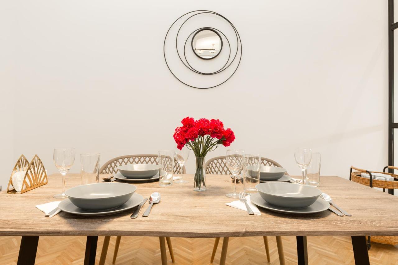 Space And Style In The Heart Of W 2br&2bt Boedapest