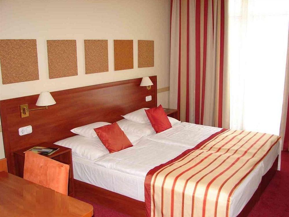 Hotel City Inn 4*