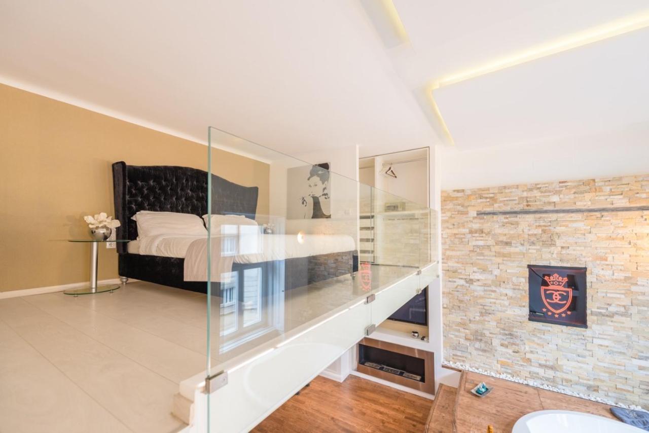 Apartment Enzo Capo Jacuzzi Andrassy *