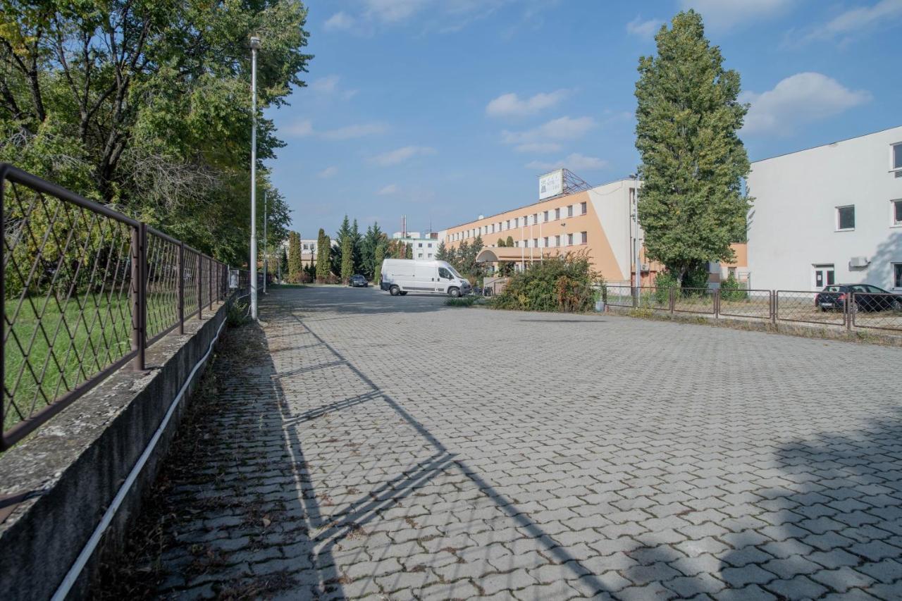 Homoky Bestline 3* Budapest