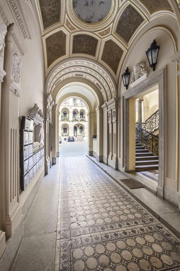 Apartament Jacuzzi Opera