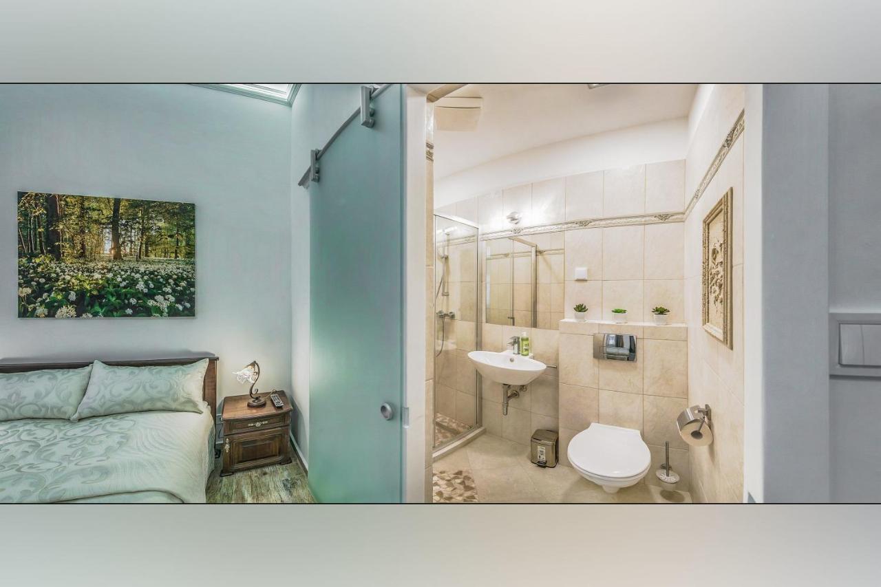Platanus Hotell *