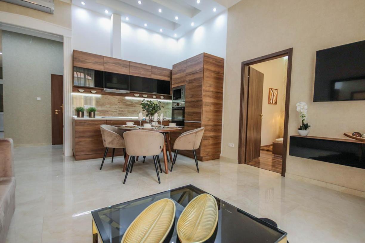Bengt Dohany Str. Aparthotel *