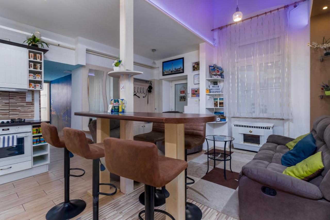 Fireworks Rakoczi - Free Parking - 3 Bedrooms - 2 Bathrooms Apartamento