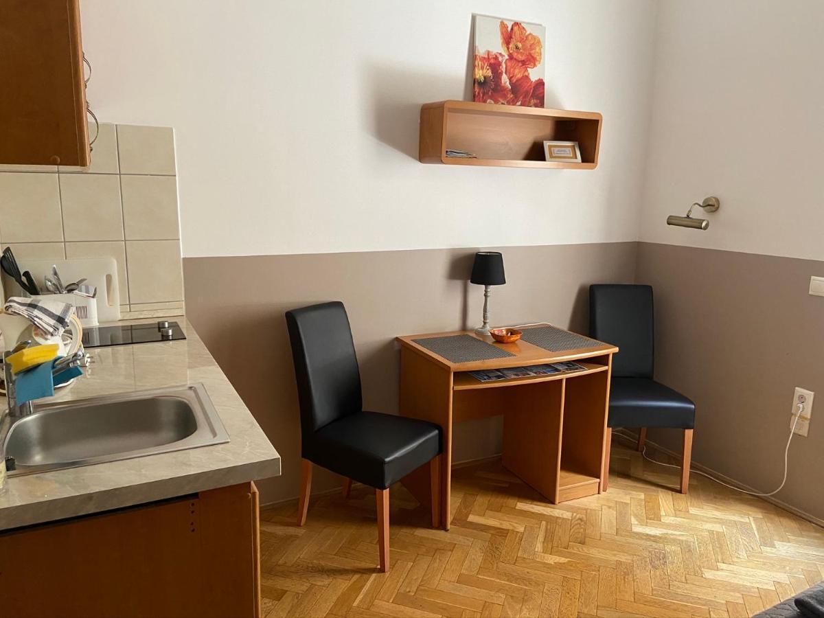 Guest Rest * Budapest
