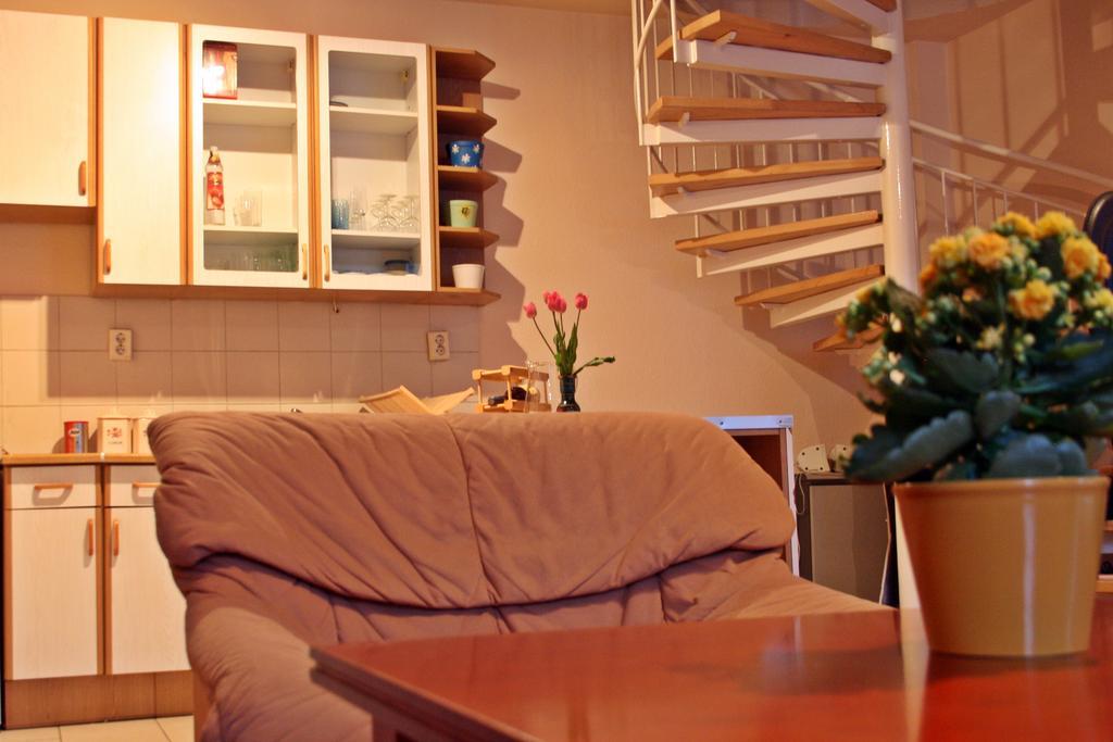 Just Like Hostel *