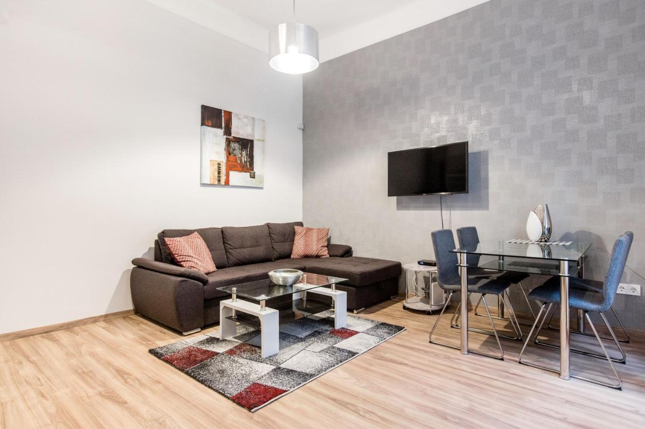 Appartement Quiet Nest In The Bustling Centre Of Budapest