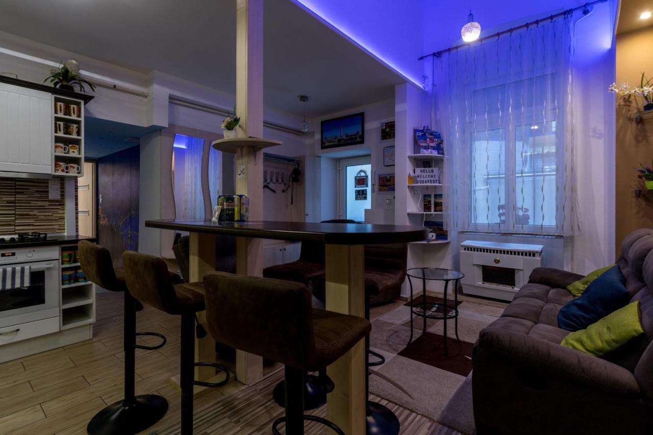 Fireworks Rakoczi - Free Parking - 3 Bedrooms - 2 Bathrooms Apartamento