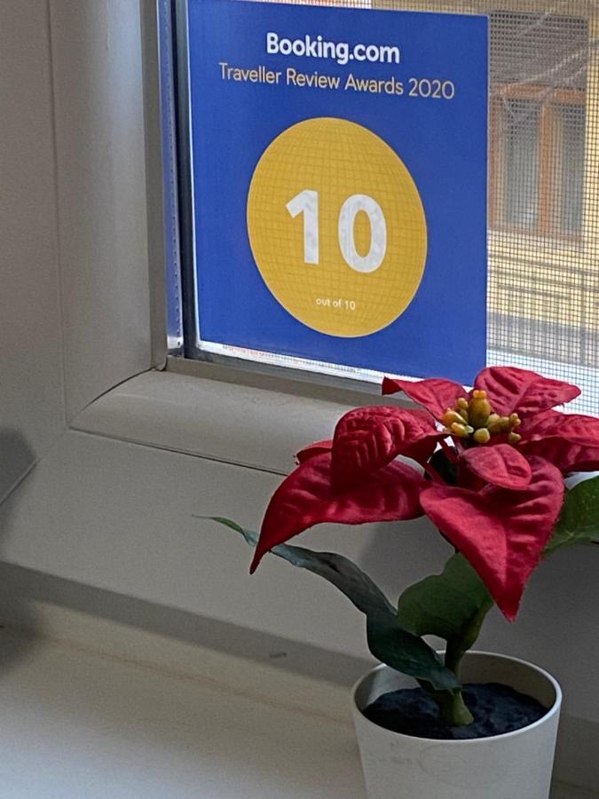 Dora Near Buda Castle With Parking! Apartment *