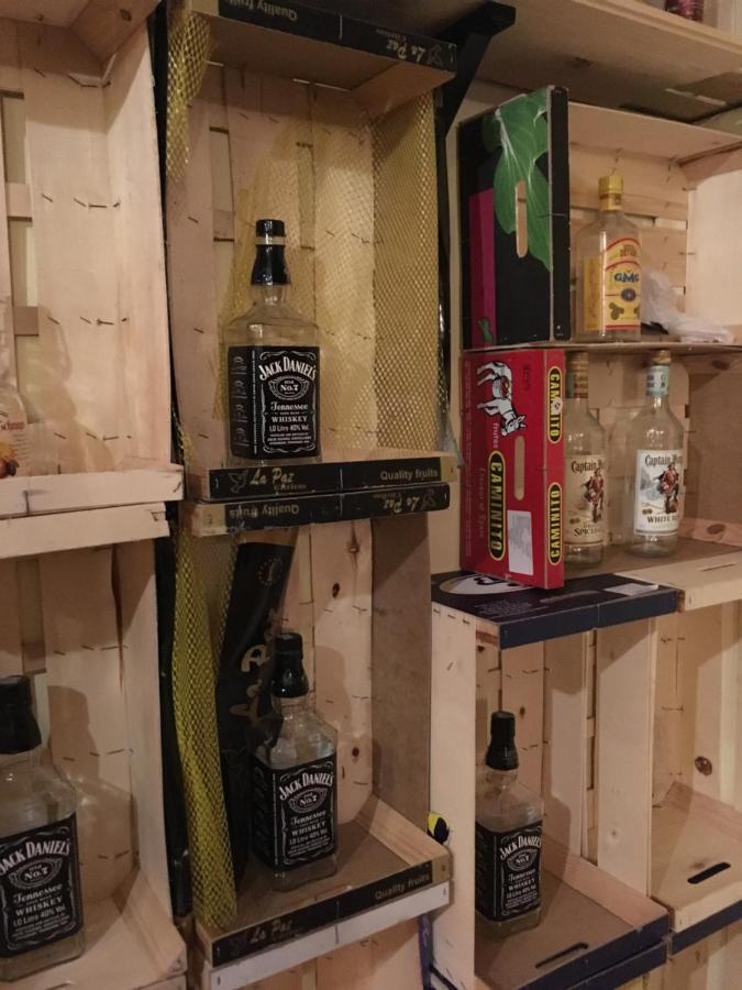 Appartement Whole Basement Former Pub3 For Bachelor / Bachelorette Party