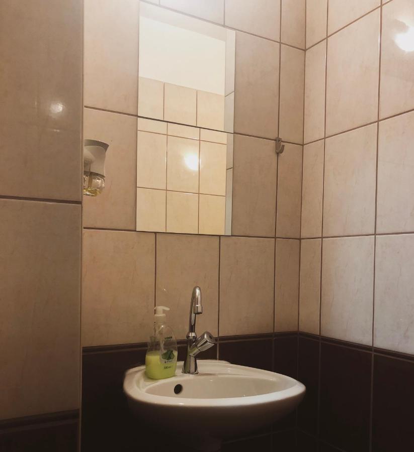 Appartement Whole Basement Former Pub3 For Bachelor / Bachelorette Party *