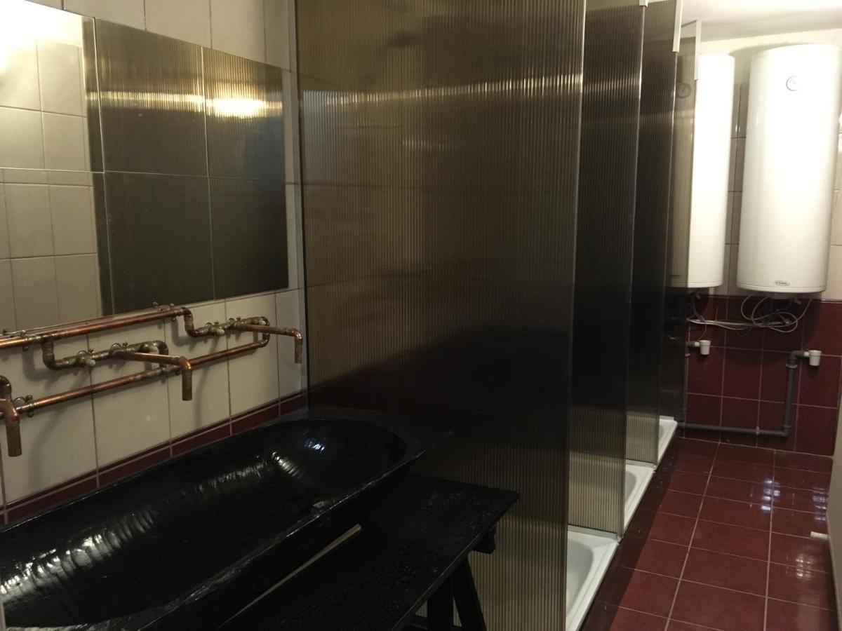 Appartement Whole Basement Former Pub3 For Bachelor / Bachelorette Party *