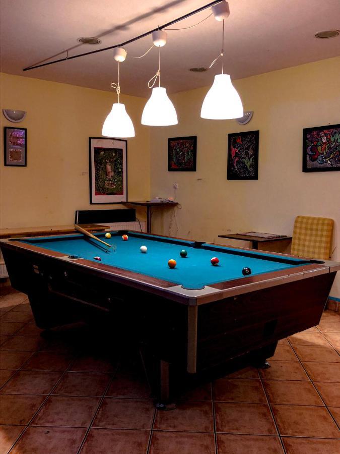 Whole Basement Former Pub3 For Bachelor / Bachelorette Party Appartement Budapest