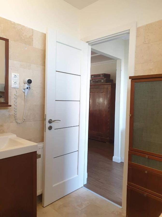 Bed & Breakfast Ejjeli Bagoly Etterem Es Panzio