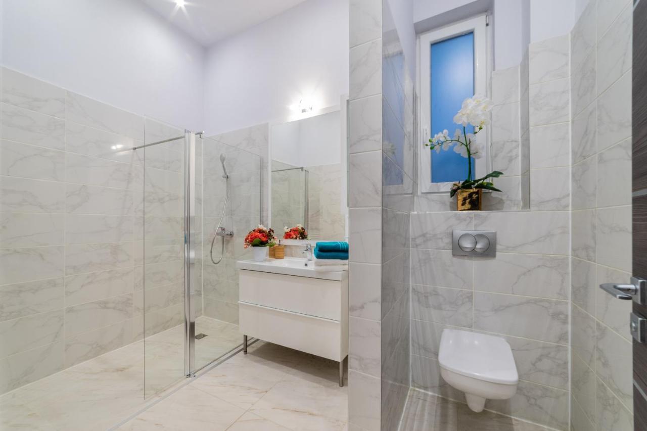 Aparthotel Global 4*