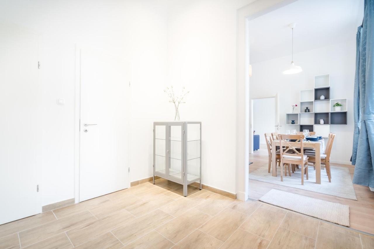 Appartement Bpr Blooming Design With A/c