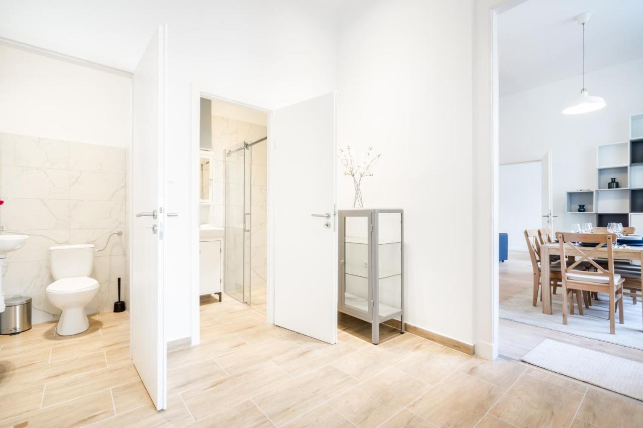 Appartement Bpr Blooming Design With A/c