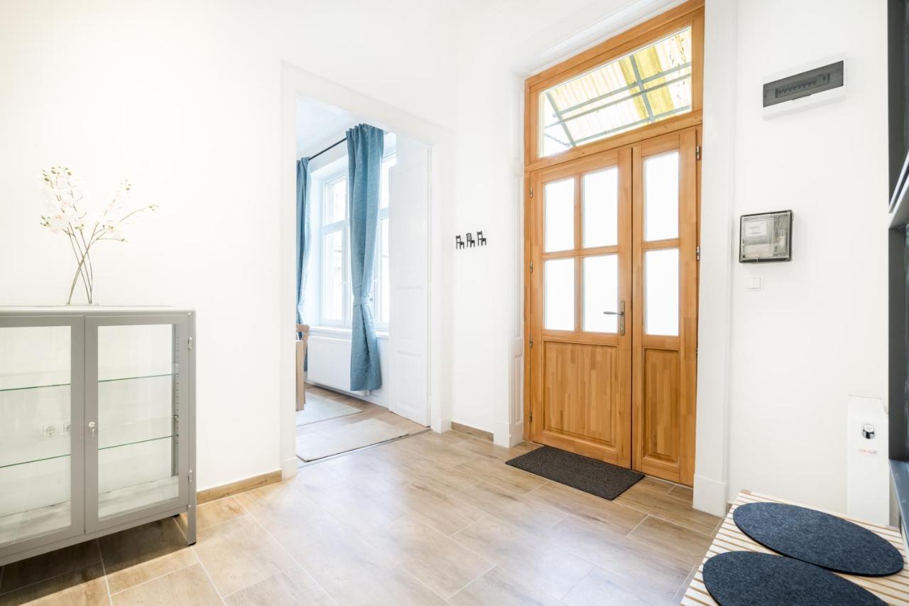 Bpr Blooming Design With A/c Appartement