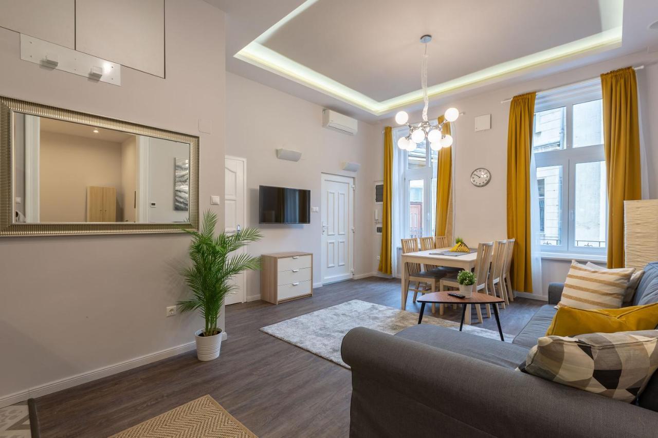 Apartment Luxury Central Next To The Fashion Str. Budapest