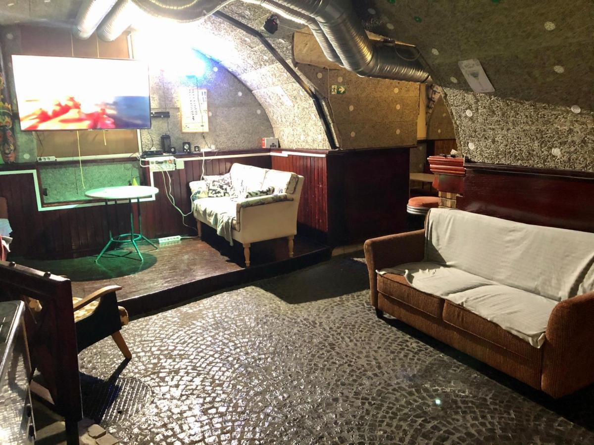 Whole Basement Former Pub 5 For Stag Do *